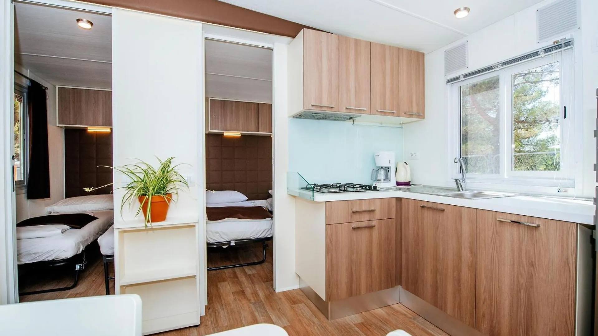 Mobile Homes In Zaton Holiday Resort, With Large Pool Area Holiday home