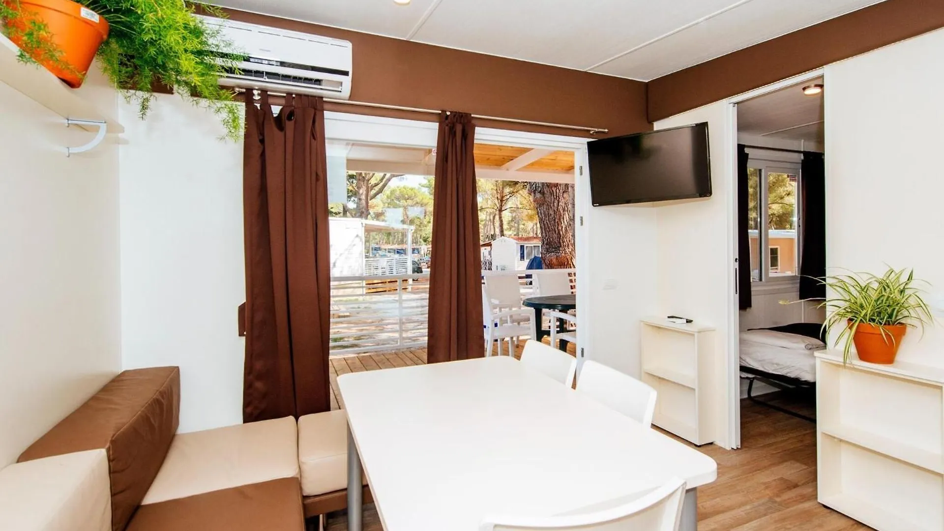 Holiday home Mobile Homes In Zaton Holiday Resort, With Large Pool Area