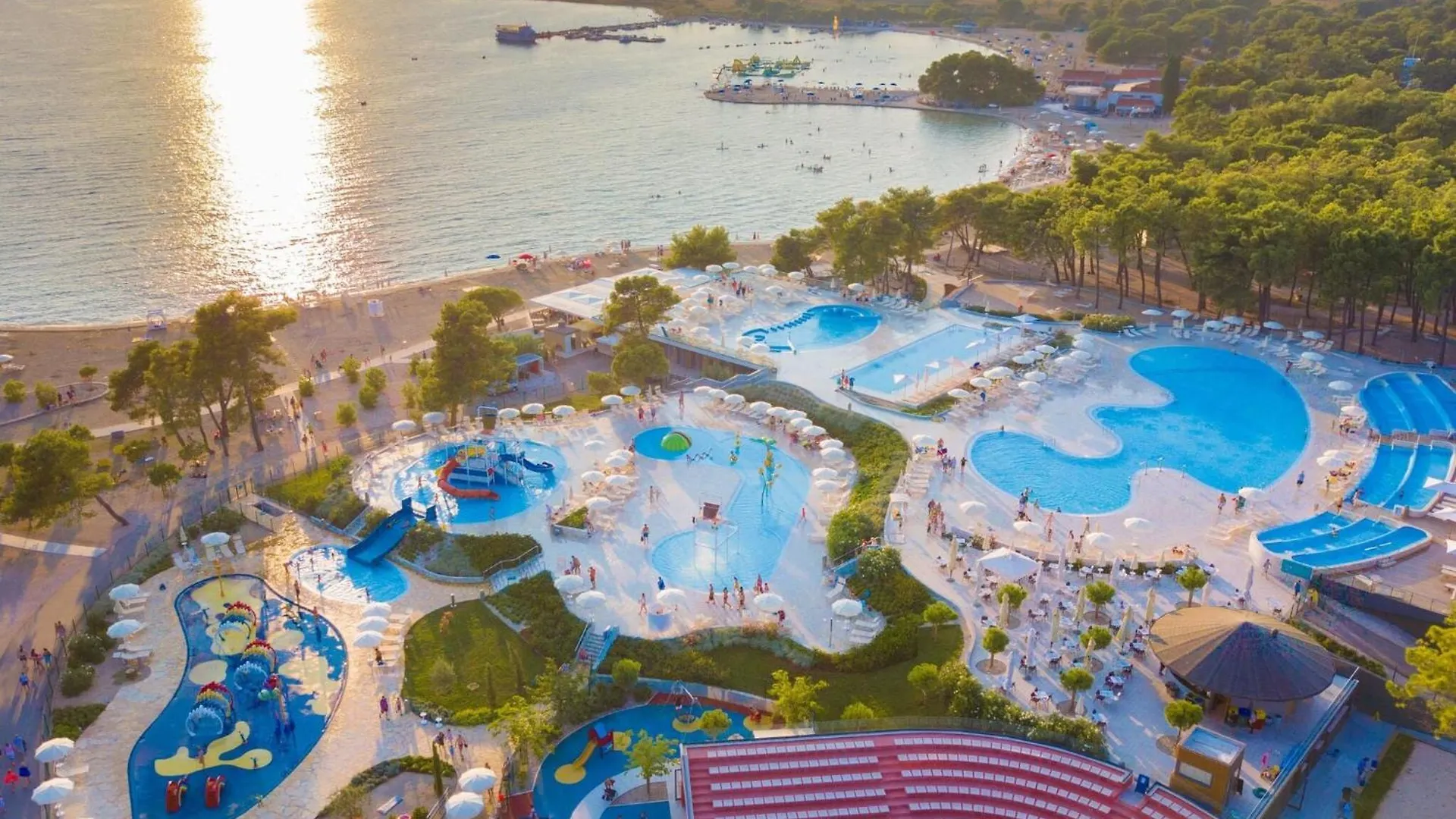 Holiday home Mobile Homes In Zaton Holiday Resort, With Large Pool Area Croatia